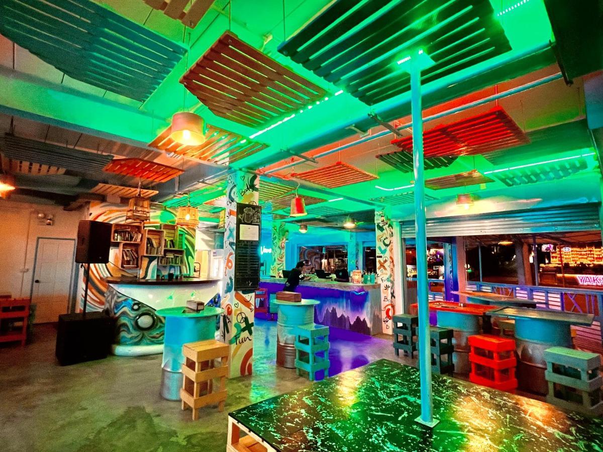 Bodega Krabi Hostel Ao Nang Екстериор снимка